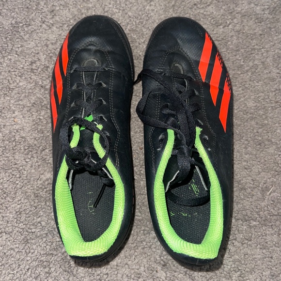 Adidas speedportal turf soccer shoes - Picture 2 of 7